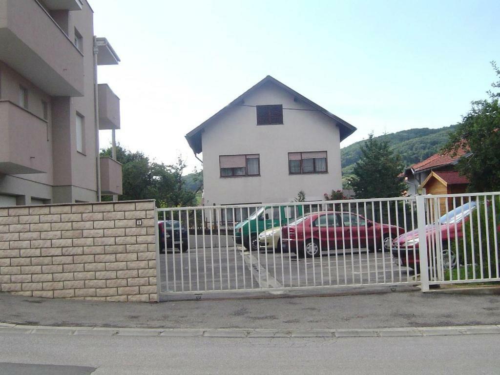 Apartmani Almica Záhřeb Exteriér fotografie