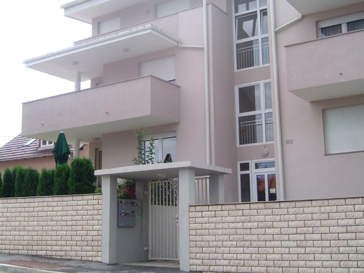 Apartmani Almica Záhřeb Exteriér fotografie